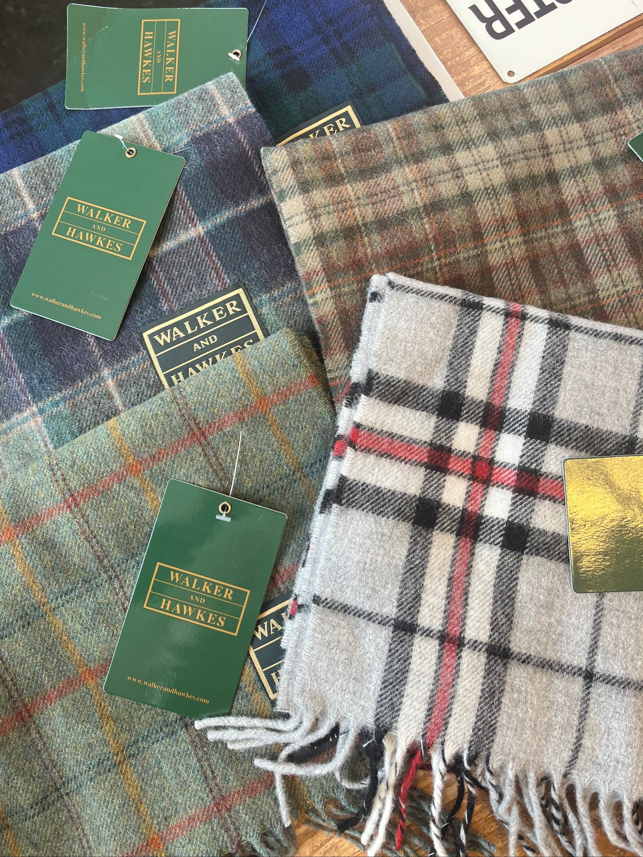 Walker & Hawkes Chaderton - halsduk i 100% lammull