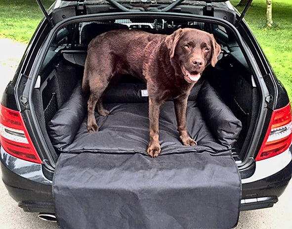 Danish Design - Boot bed hundbädd för bilar