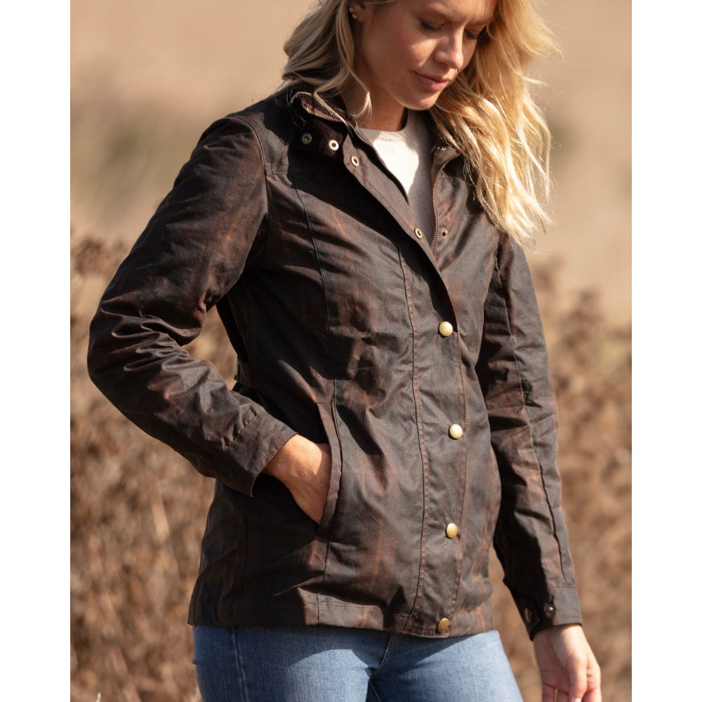 delamere-wax-jacket-hunter-brown-model-1.jpg