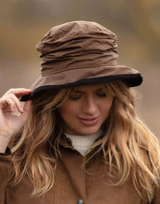 Walker & Hawkes Diana - vaxad hatt Sand