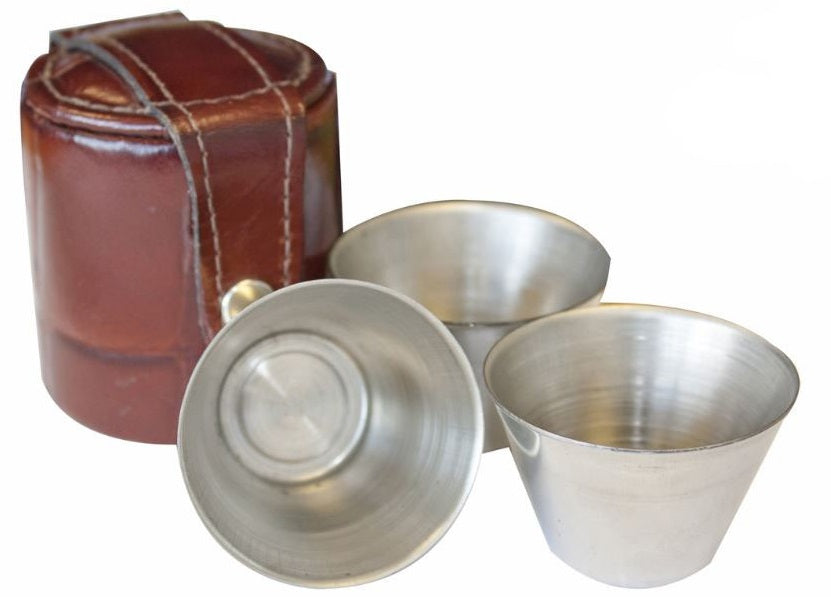 metallkoppar-i-laderfodral.jpg