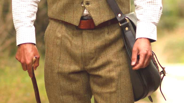 Walker & Hawkes Windsor - Tweedbreeks Plus 2 Light Sage