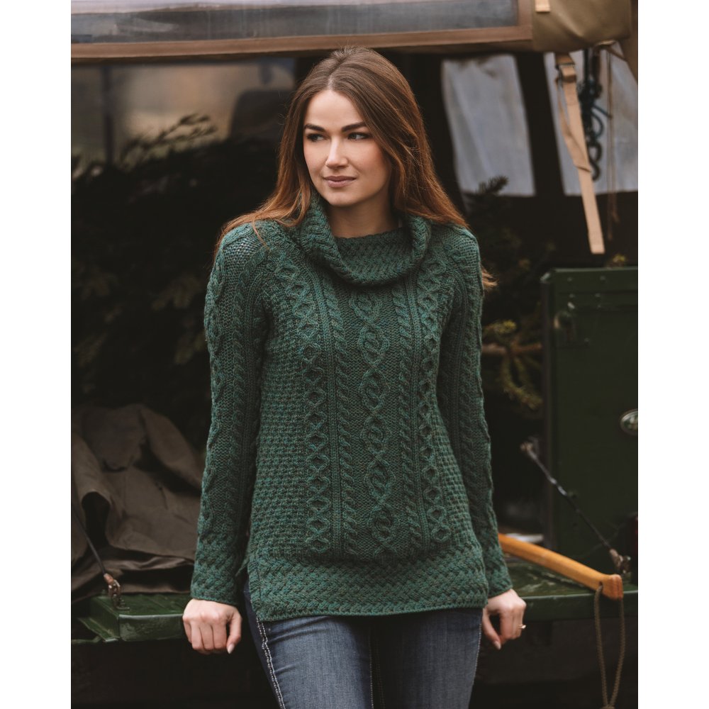 whitmore-sage-green-model.jpg